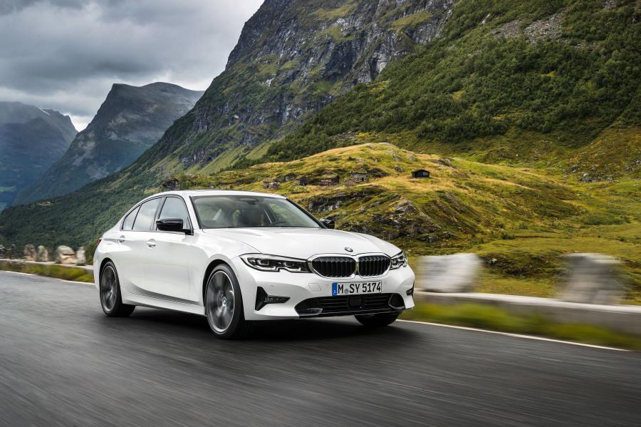  BMW 320d Sport Line (G20) 2019 года  (WW) (фото 15 из 311)